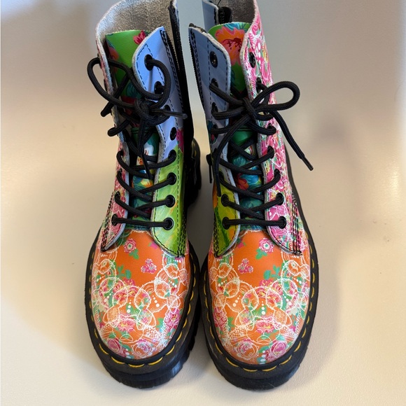 Dr. Martens Shoes - Dr. Martens Jadon Daze Platform Combat Boots Size 5 (3 UK) Rare hard to find